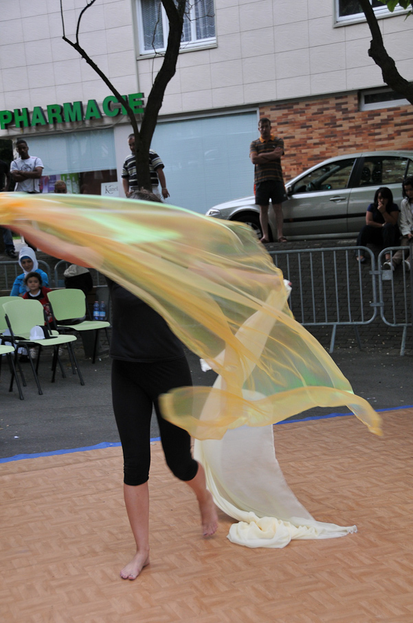 Maison de Quartier Champs Elysees Evry - Danse Orientale 031.jpg